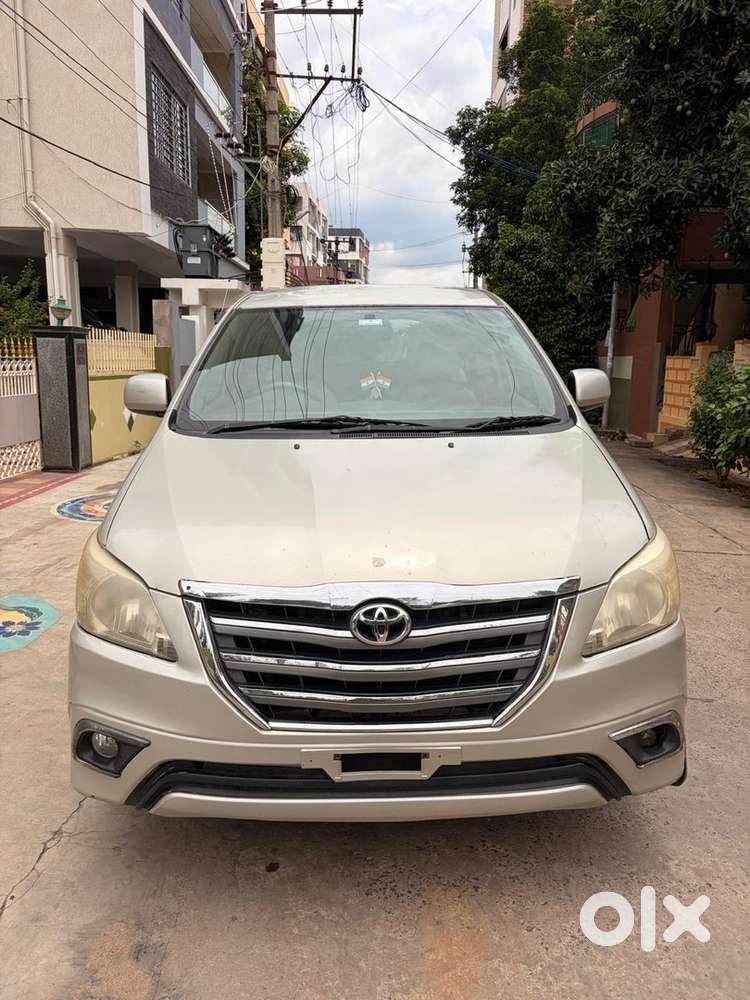 Toyota Innova Diesel 2013