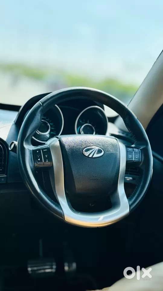 Mahindra Xuv500 At W10 Fwd, 2020, Diesel