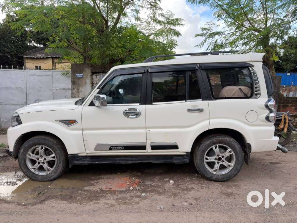 Mahindra Scorpio S10, 2017, Diesel