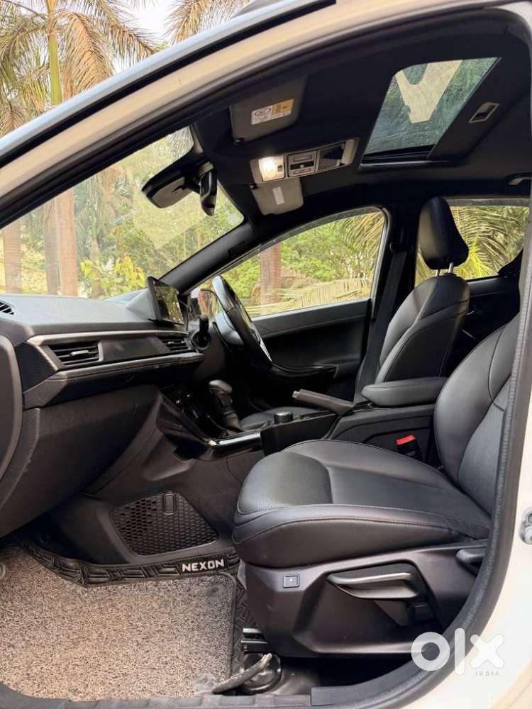 Tata Nexon Fearless Plus S 1.2 Revotron Petrol 6mt Dt, 2023, Petrol