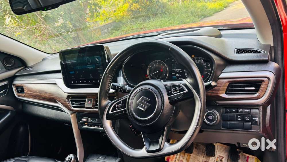 Maruti Suzuki Vitara Brezza Zxi + Mt Dual Tone, 2023, Petrol