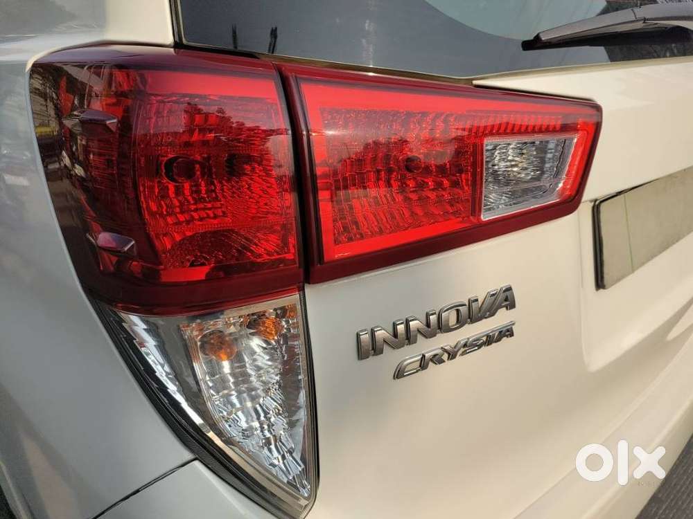 Toyota Innova Crysta [2020-ongoing] 2.7 Gx Mt 8 Str, 2020, Diesel