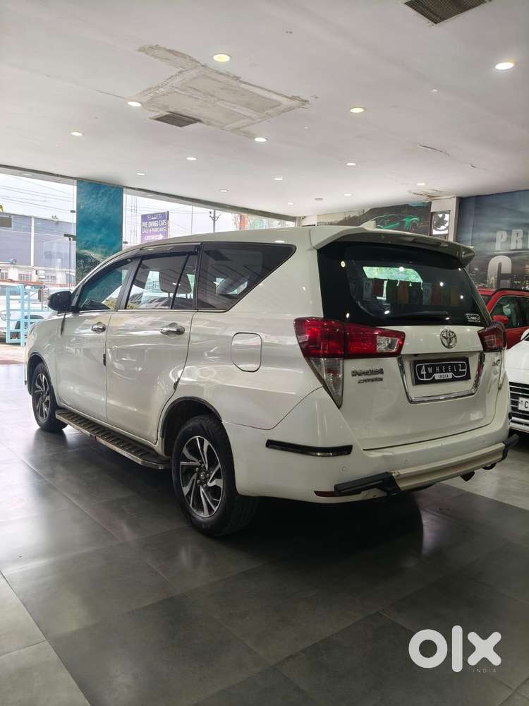 Toyota Innova Crysta 2.4 V, 2023, Diesel