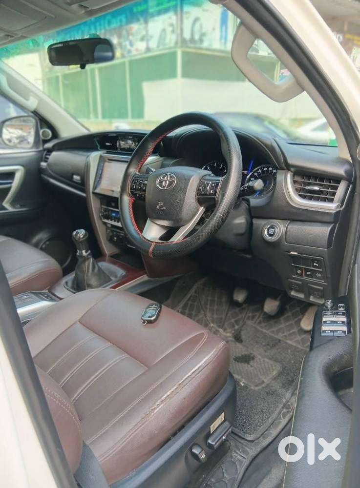 Toyota Fortuner 4x2 Mt 2.8 Diesel, 2020, Diesel