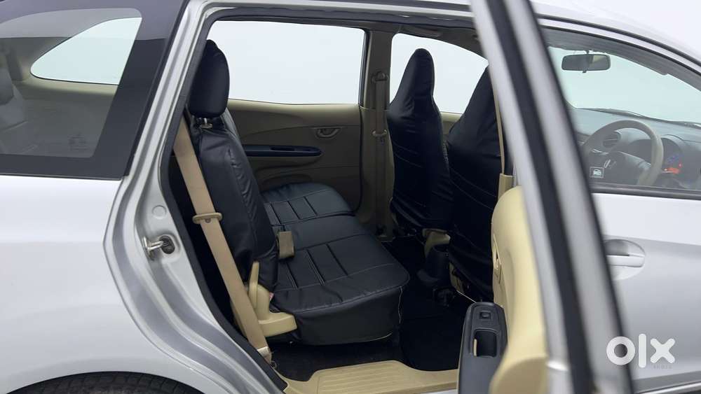 Honda Mobilio V I-vtec, 2015, Petrol