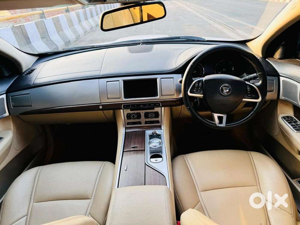 Jaguar Xf 2016 Diesel Well Maintained