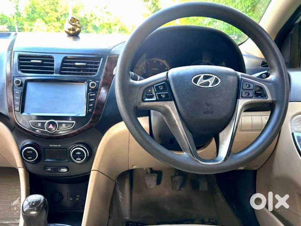 Hyundai Verna 1.6 Vtvt Sx, 2016, Petrol