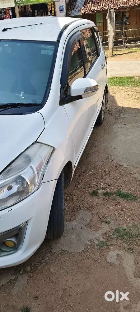Maruti Suzuki Ertiga 2013 Diesel 120000 Km Driven