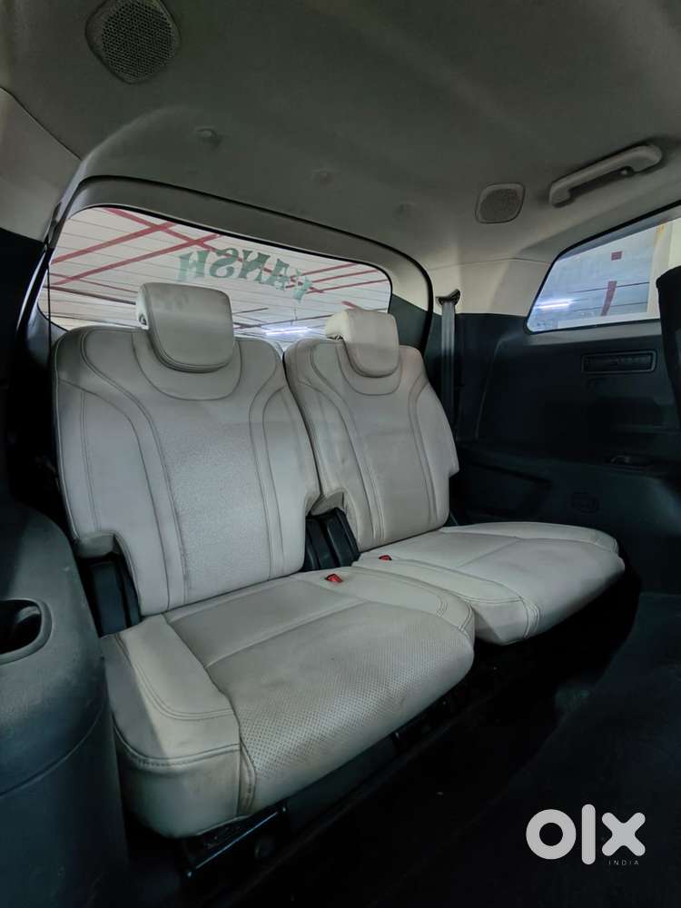 Mahindra Xuv700 Ax7 Luxury Pack Awd, 2023, Diesel