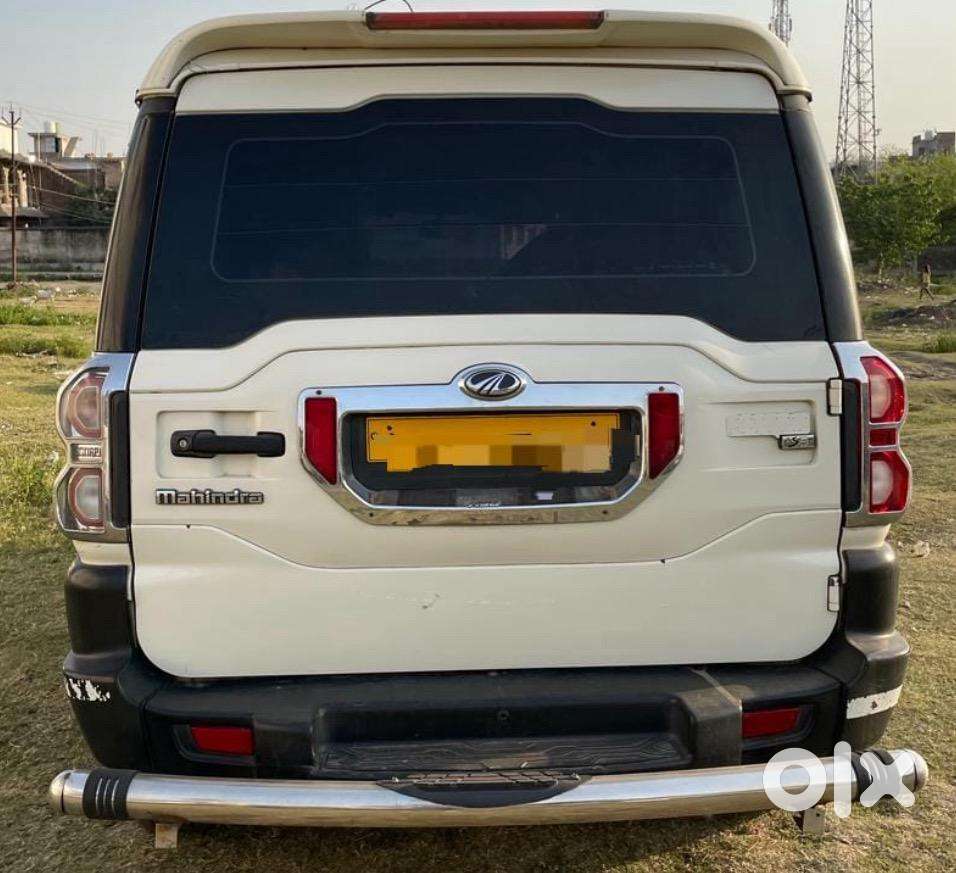 Mahindra Scorpio S2