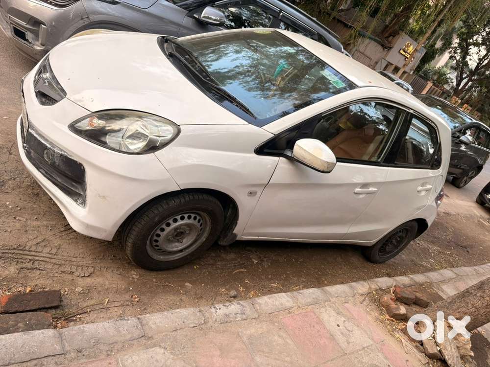 Honda Brio Petrol 2013