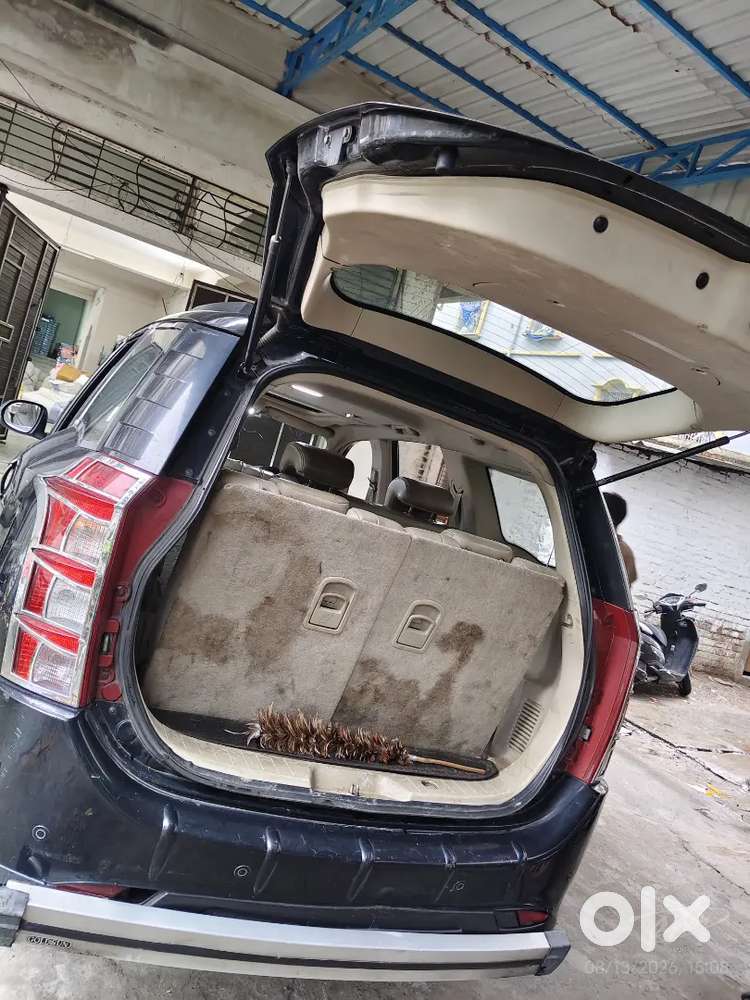 Mahindra Xuv500 2.2 W10 2016 (top Model)