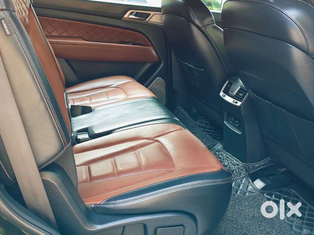 Mahindra Alturas G4 4x4 At, 2021, Diesel