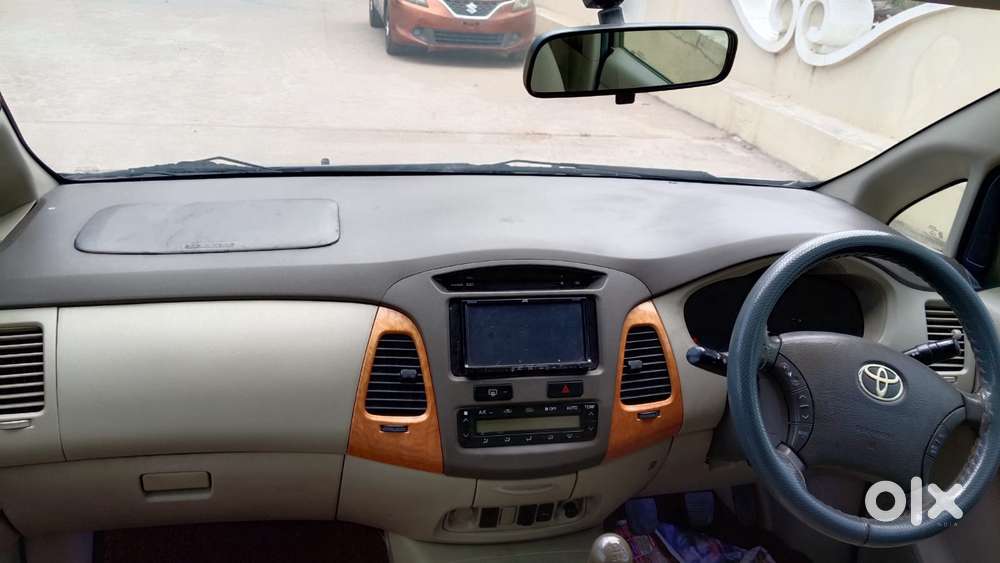 Toyota Innova 2.5 V 7 Str, 2010, Diesel