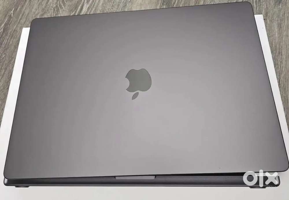 Apple MacBook Pro 16 M4 Max, 16c/40c, 128GB RAM 4TB SSD, Space Black