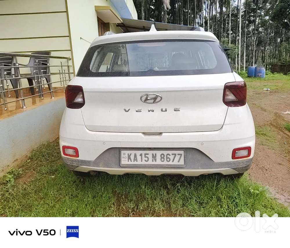 Hyundai Venue Mt 2022