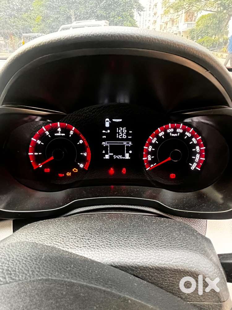 Mahindra Xuv 3xo Mx3 Petrol 2026