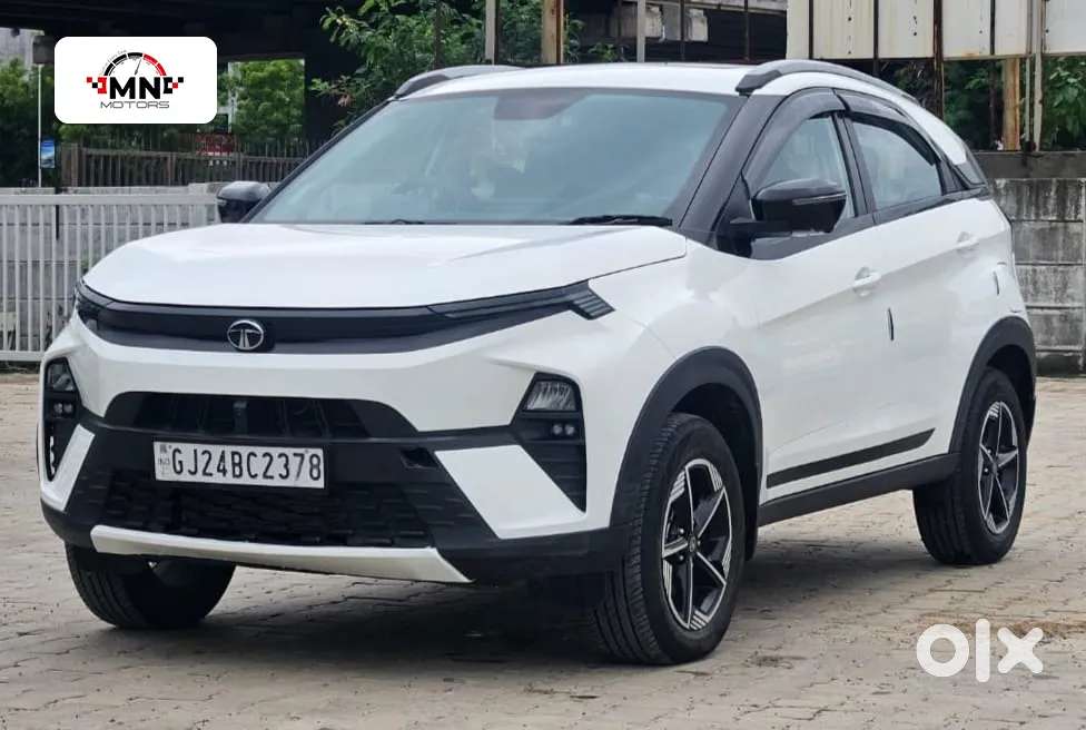 Tata Nexon Creative Plus 1.2 Revotron Petrol 7dca, 2025, Petrol
