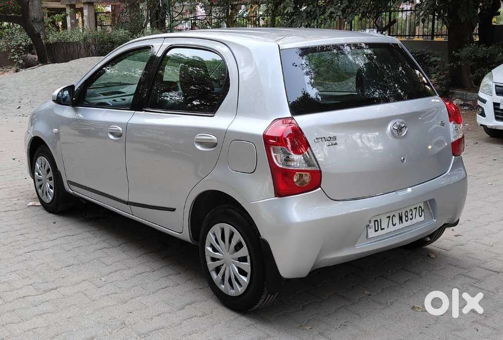 Toyota Etios Liva 2013-2014 G, 2013, Petrol