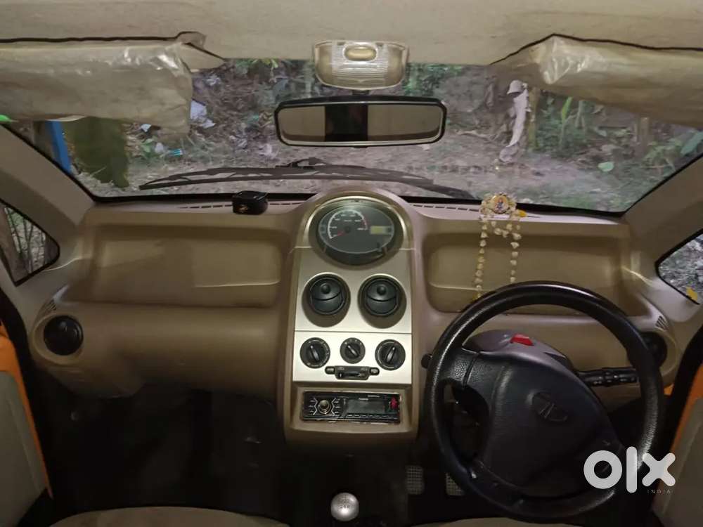 Tata Nano 20014 Petrol Well Maintained .