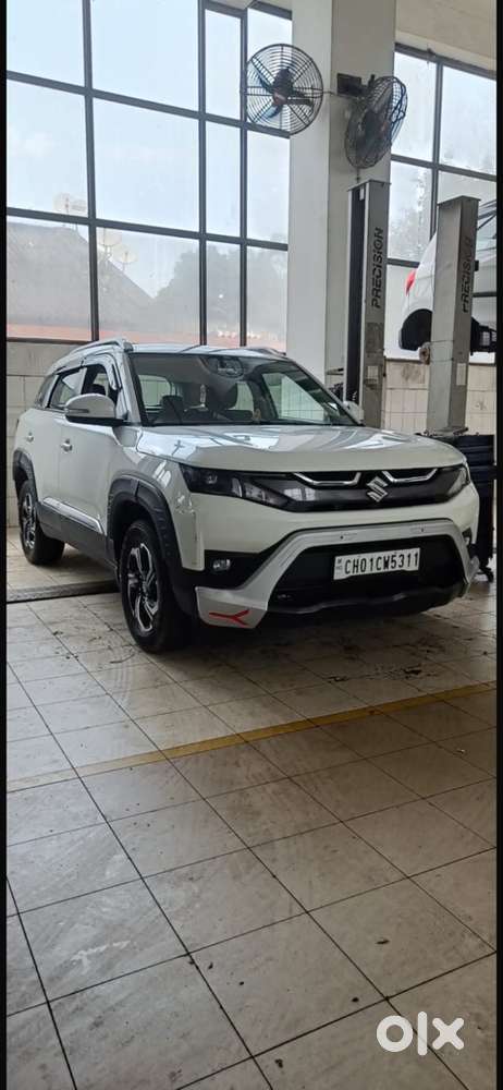Maruti Brezza 1.5 Vxi 2024