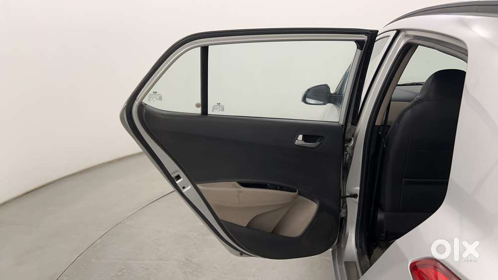 Hyundai Grand I10 1.2 Kappa Asta At Vtvt, 2014, Petrol