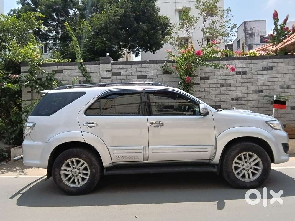 Toyota Fortuner 3.0 4x4 Manual, 2013, Diesel