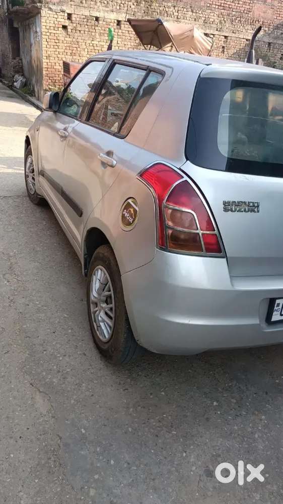 Maruti Suzuki Swift 2009 Petrol 80000 Km Driven