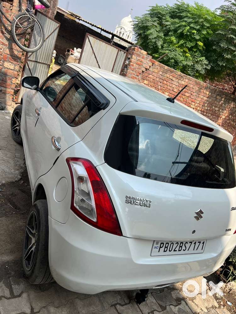 Maruti Suzuki Swift 2013 Diesel 80000 Km Driven