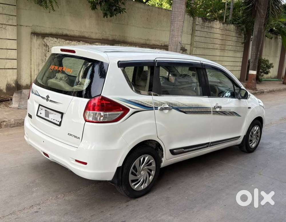 Maruti Suzuki Ertiga Vdi Shvs, 2014, Diesel