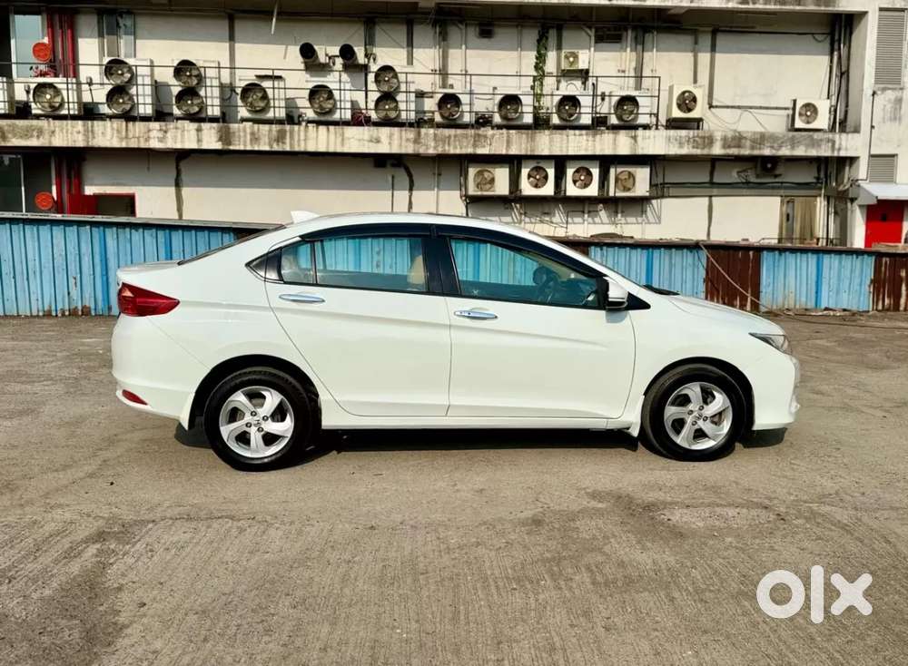 Honda City V At, 2015, Petrol