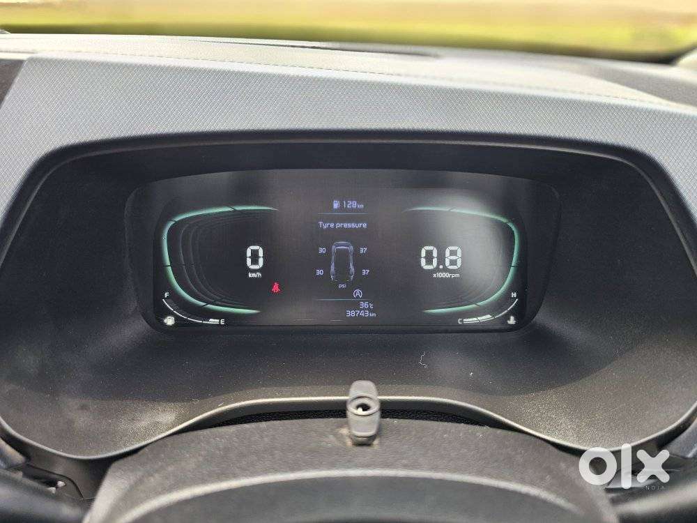 Kia Carens 1.4 Premium 7 Str, 2024, Petrol