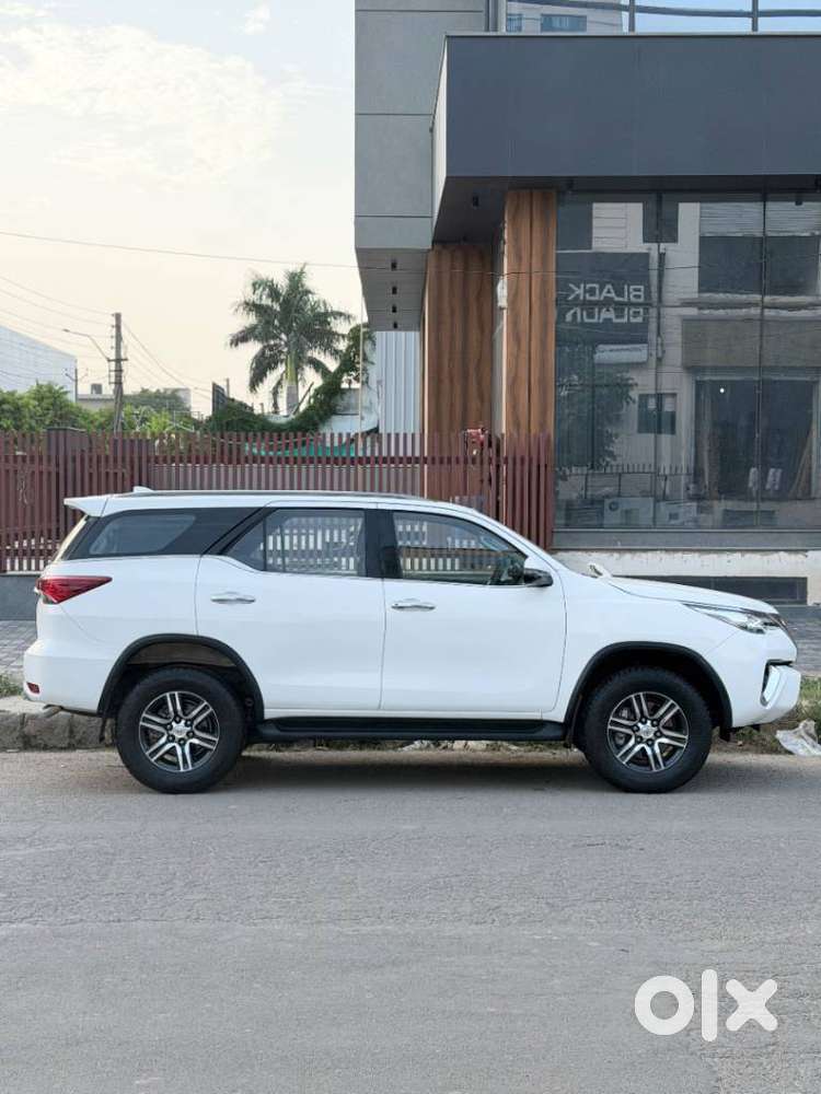 Toyota Fortuner 3.0 4x2 Automatic, 2017, Diesel