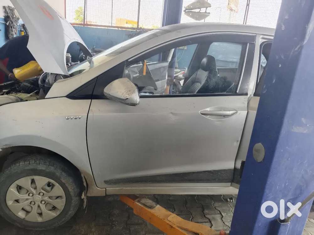 Hyundai Xcent 2015 Diesel 195000 Km Driven