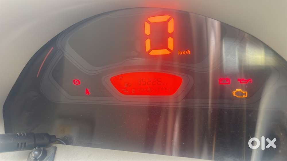 Maruti Suzuki Eeco 2025 Cng Fitted