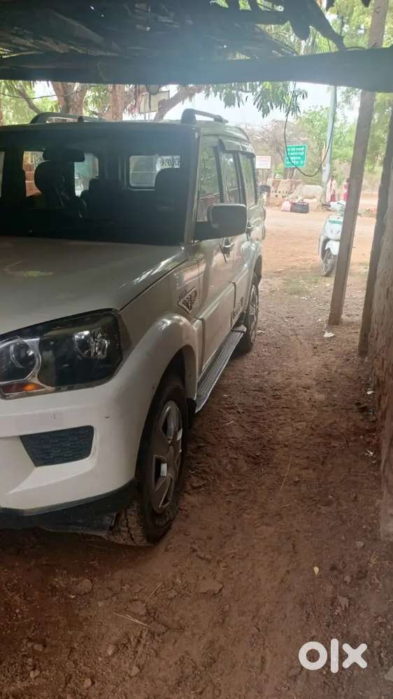 Mahindra Scorpio Classic S4+