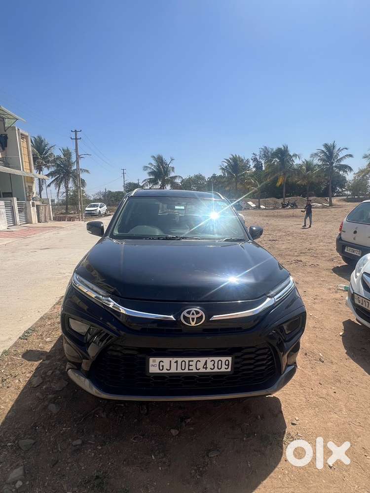 Toyota Urban Cruiser Hyryder 2026 Petrol Well Maintained