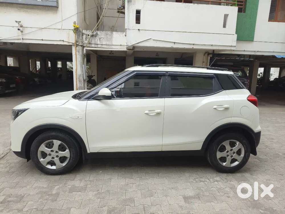 Mahindra Xuv300 2022 Petrol 17800 Km Driven