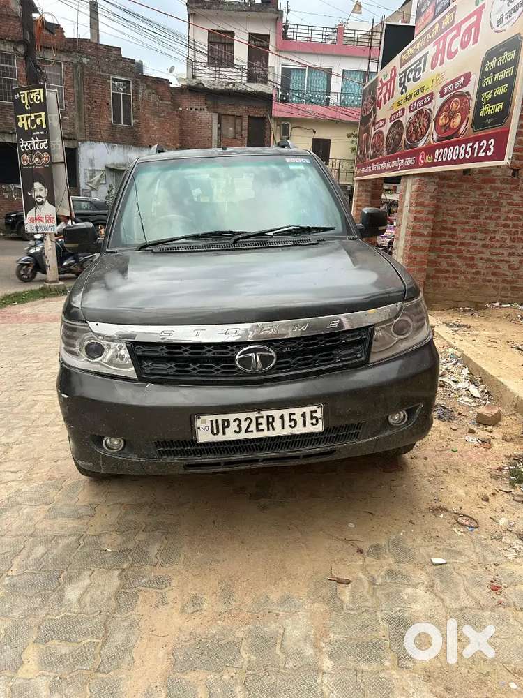 Tata Safari Storme 2013