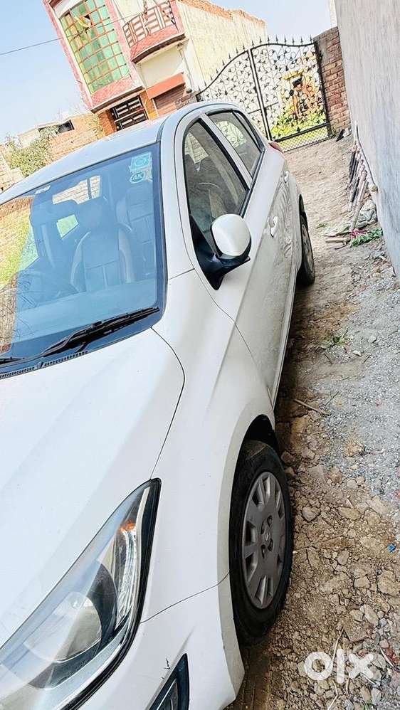 Hyundai I20 2013 Petrol 54900 Km Driven