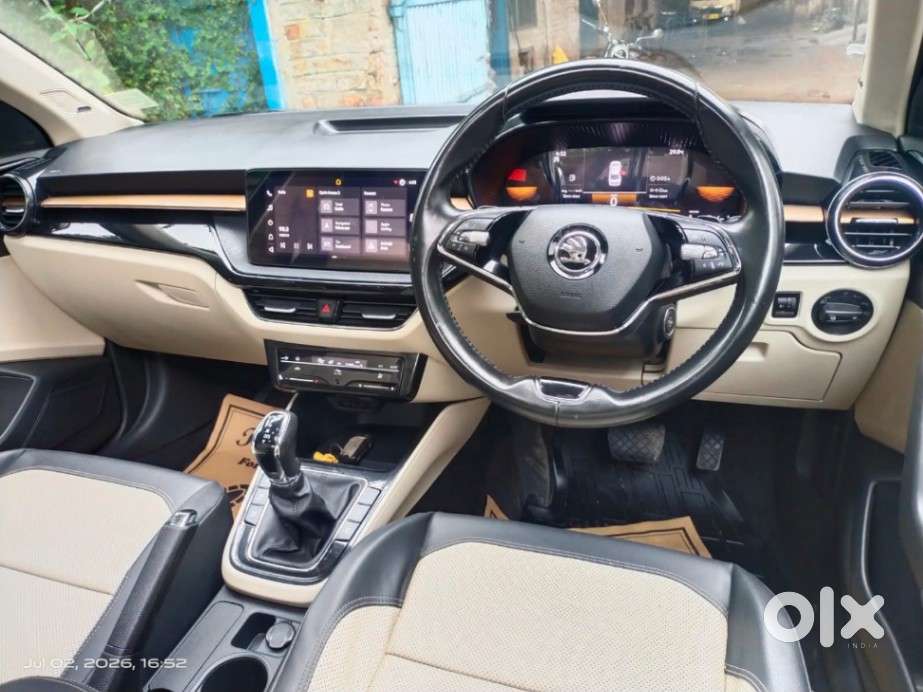 Skoda Slavia 1.5 Tsi Style At, 2022, Petrol