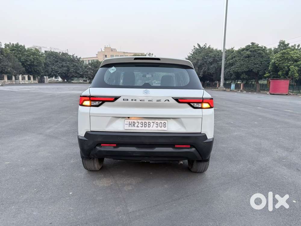Maruti Suzuki Brezza 1.5 Lxi Cng, 2023, Cng & Hybrids