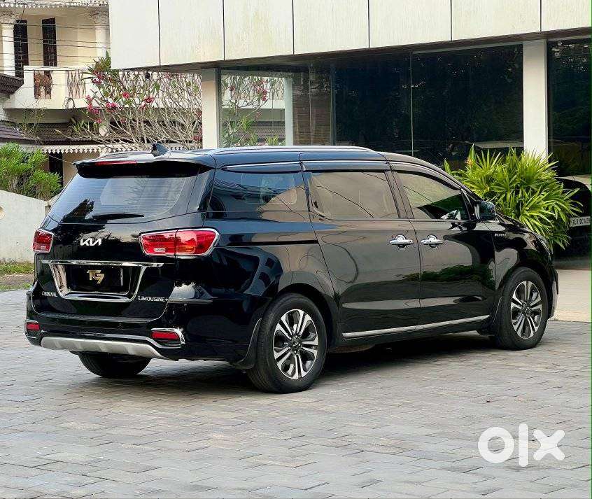Kia Carnival Limousine Plus 7 Str, 2022, Diesel