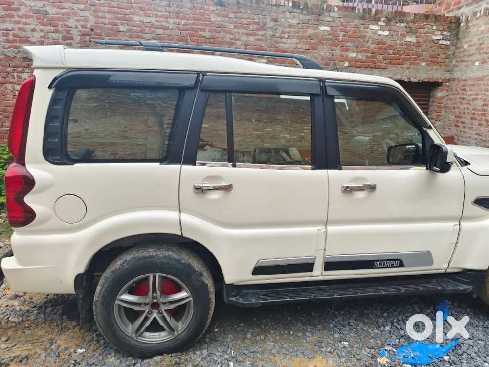 Mahindra Scorpio Classic 2021