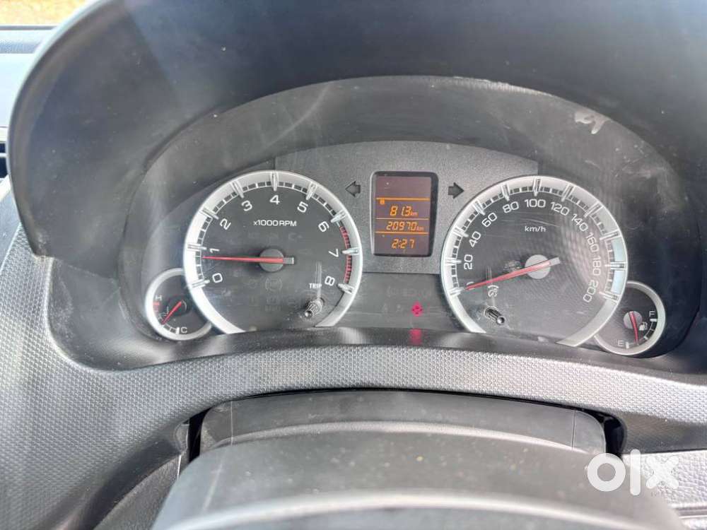 Maruti Suzuki Swift Vxi 1.2 Abs Bs-iv, 2016, Petrol