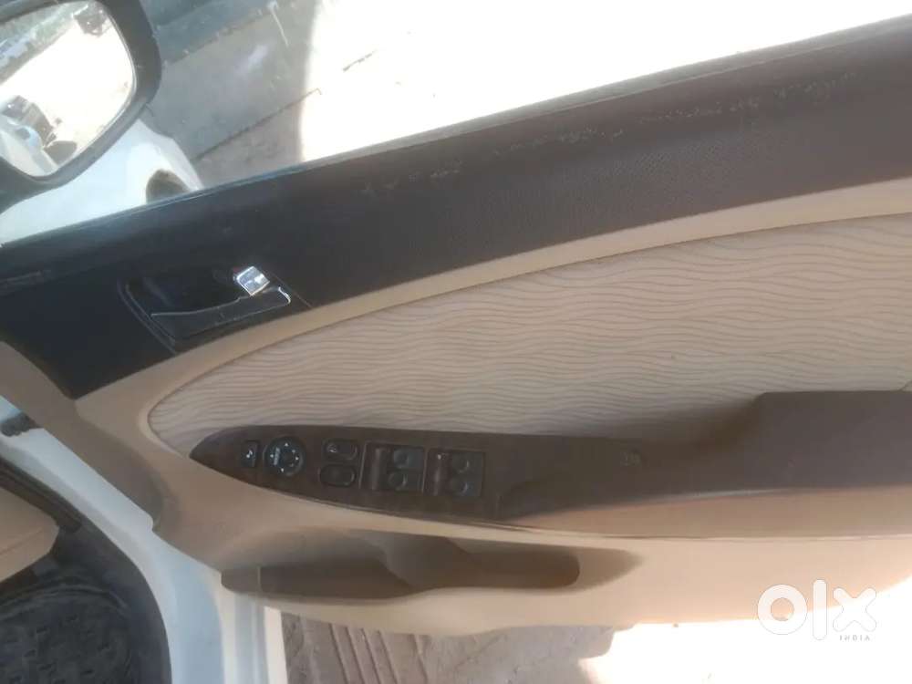 Hyundai Verna 2013 Diesel 125000 Km Driven