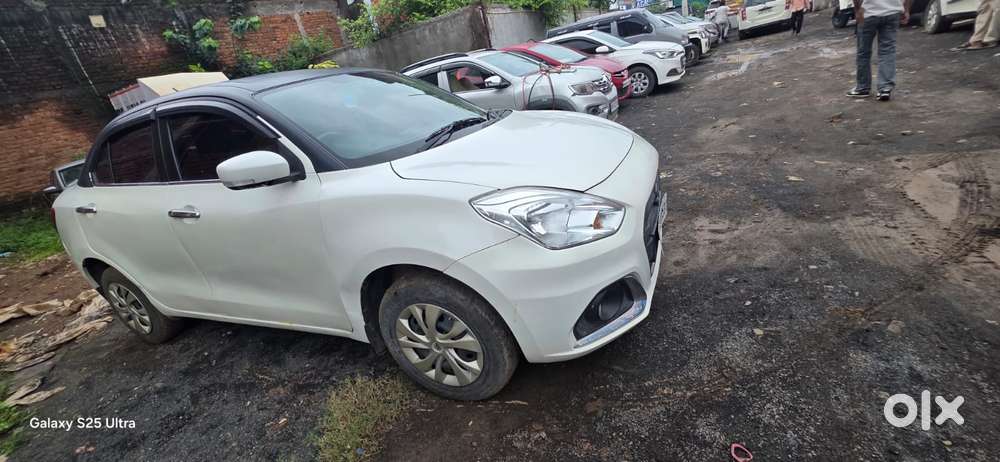 Maruti Suzuki Swift Dzire Lxi Option, 2023, Petrol