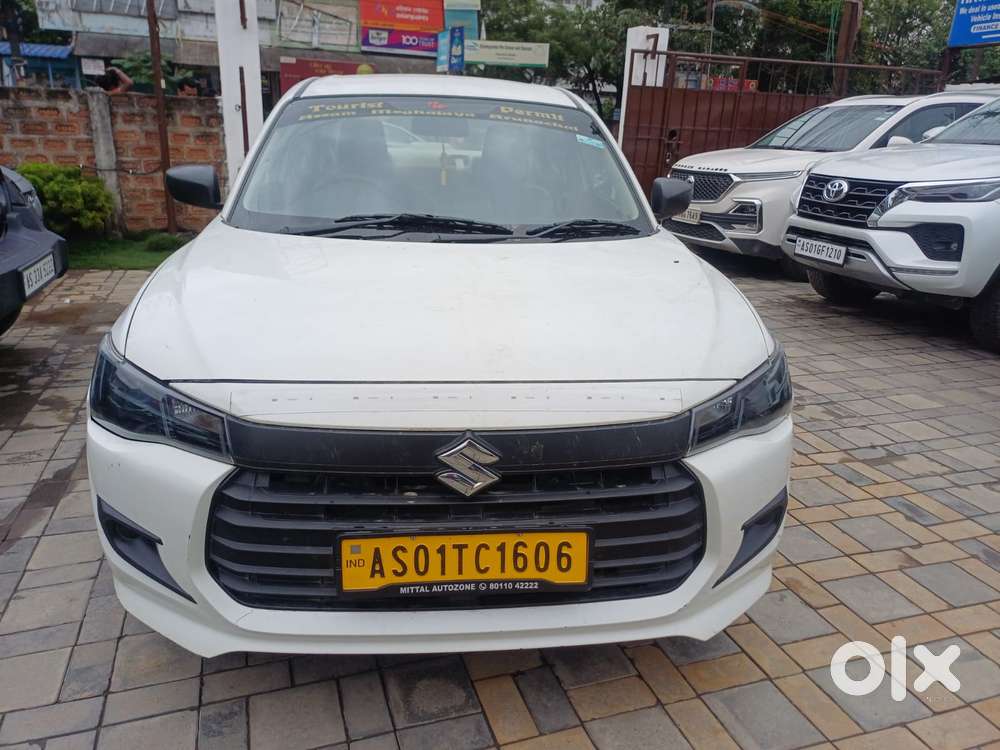 Maruti Suzuki Swift Dzire 1.2 Lxi (o), 2025, Petrol