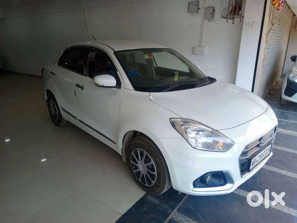 Maruti Suzuki Dzire 1.2 Vxi, 2022, Petrol