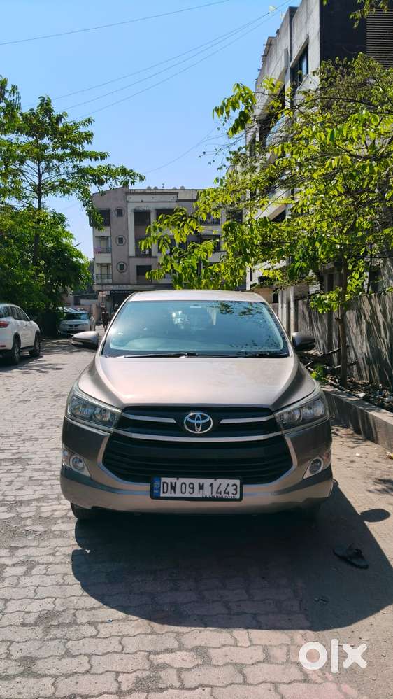 Toyota Innova Crysta 2.4 G Mt, 2017, Diesel